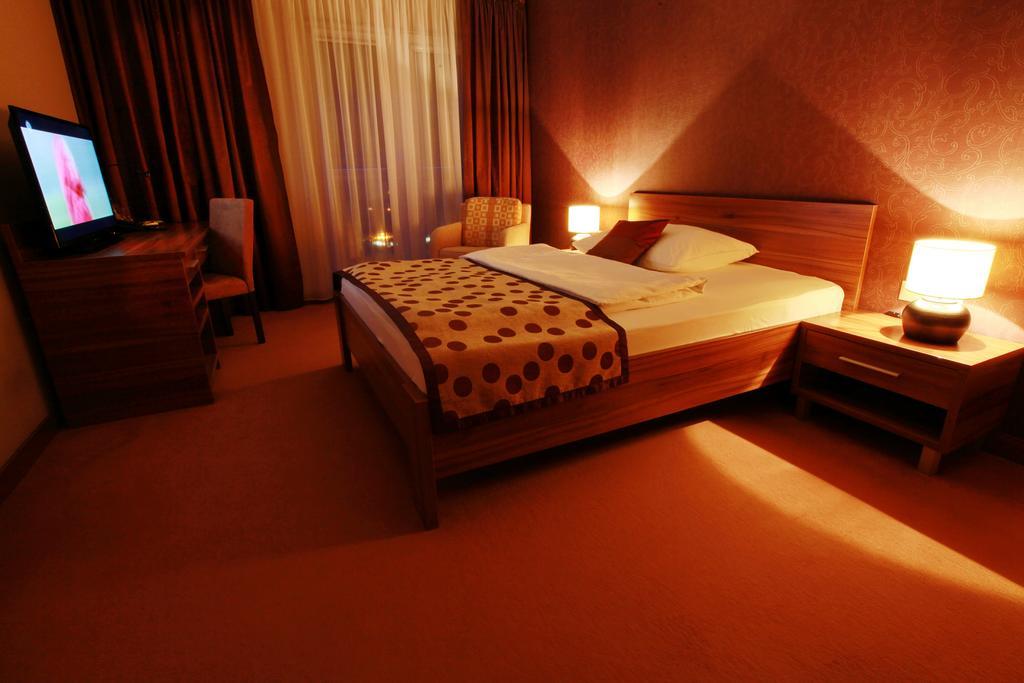 City Hotel Nitra With Free Parking Kamer foto